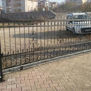 İsimsiz